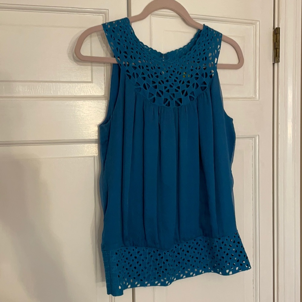 Blouse with cutouts